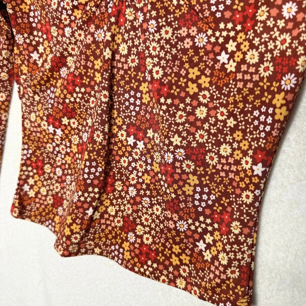 Planet Gold Floral Long Sleeve Criss Cross Crop Top Burnt Henna Small Bohemian